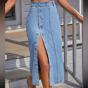 Women’s Denim Skirt